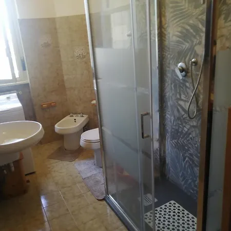 La Casa Di Teresa ,a 100 Mt Dall Ospedale E 300 Mt Dalleterme Apartmán